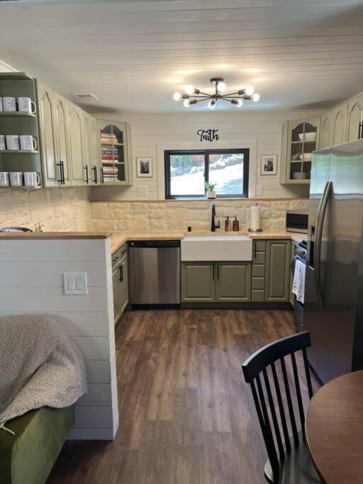 Christmas Tree Cottage Running Springs المظهر الخارجي الصورة